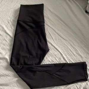 Lululemon Movement High rise pants. Size 6.
